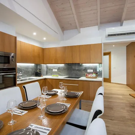 Leste αmperia Maisonette 아파트 *