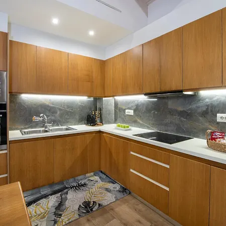 아파트 Leste αmperia Maisonette *