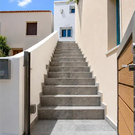 Leste αmperia Maisonette * 하니아